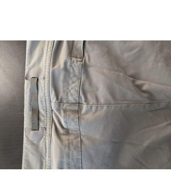 Eddie Bauer Sport Pants Womens 4 Stretch Olive green Nylon Capri Outdoors Hiking - Picture 4 of 9